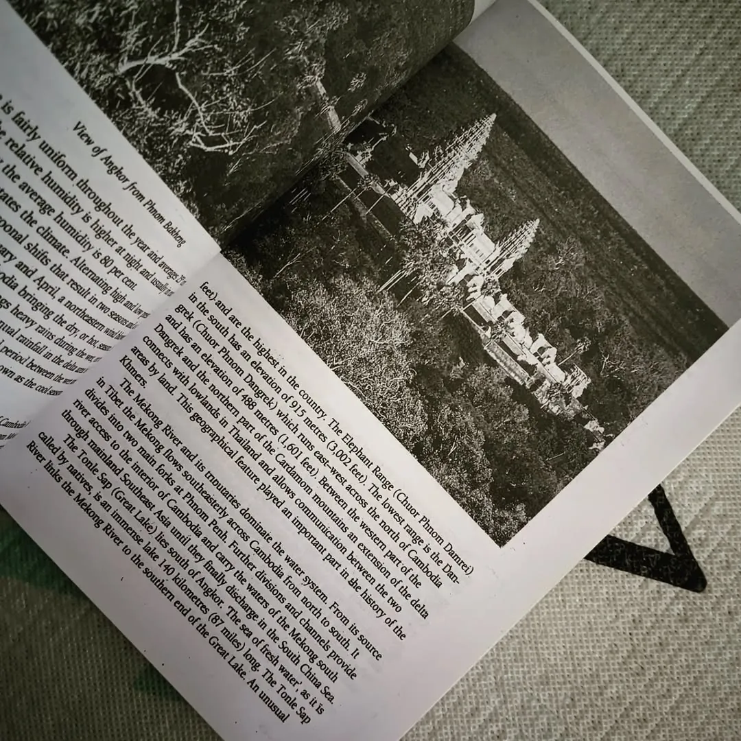 A Guide to Angkor - gambar 5