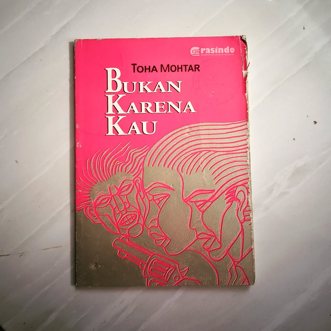 BUKAN KARENA KAU - gambar 1