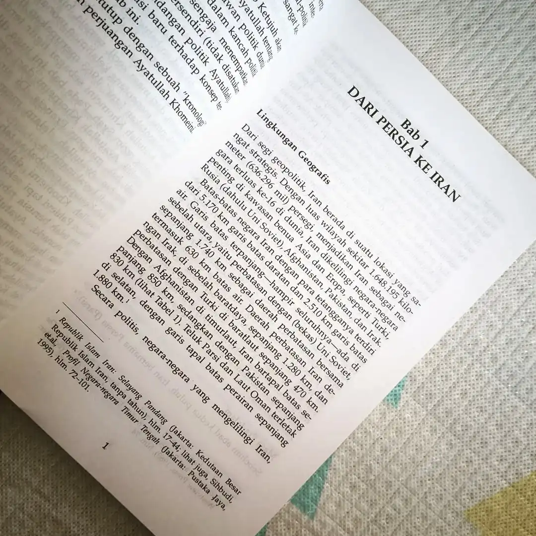 Biografi Politik Imam Khomeini. - gambar 3