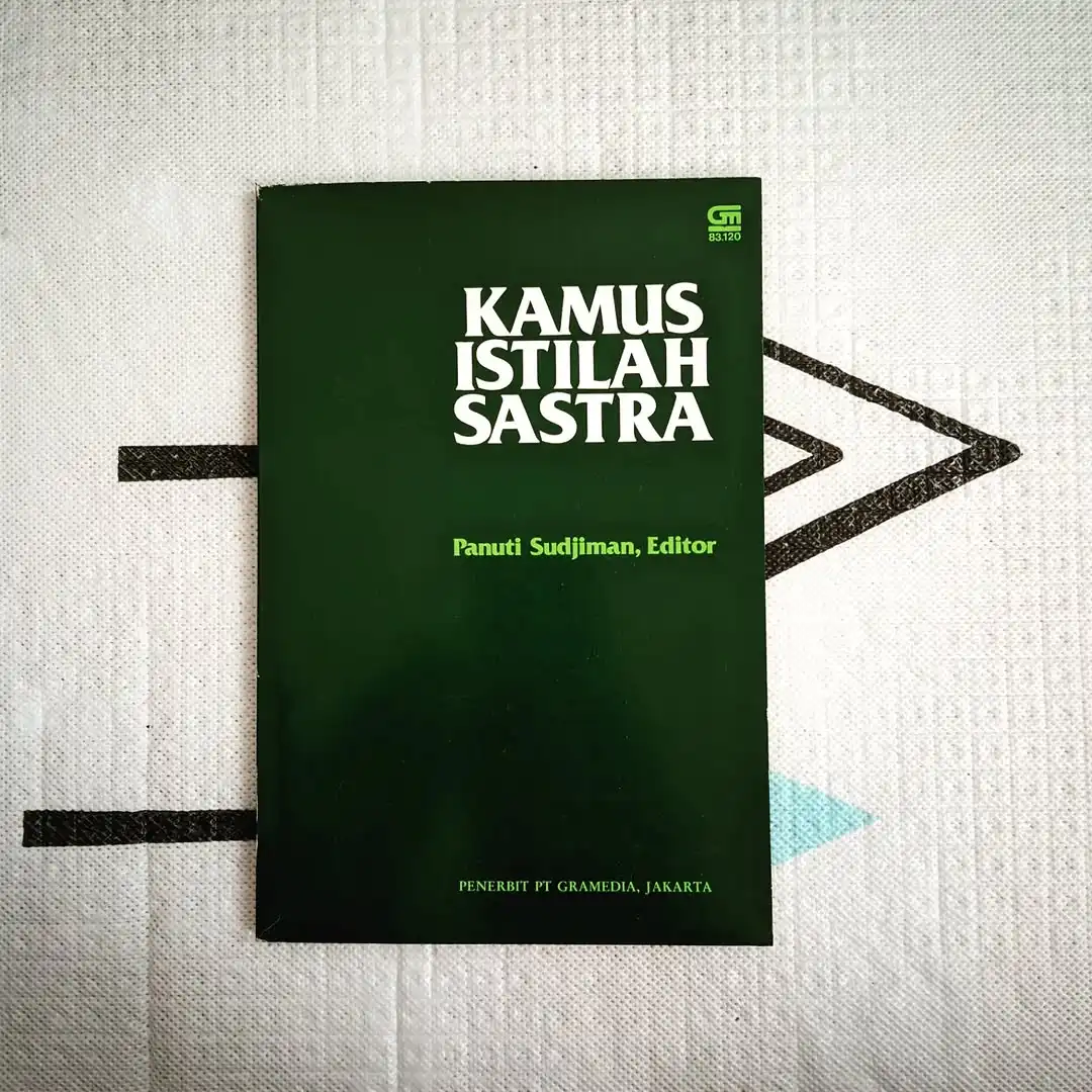 KAMUS ISTILAH SASTRA - gambar 1