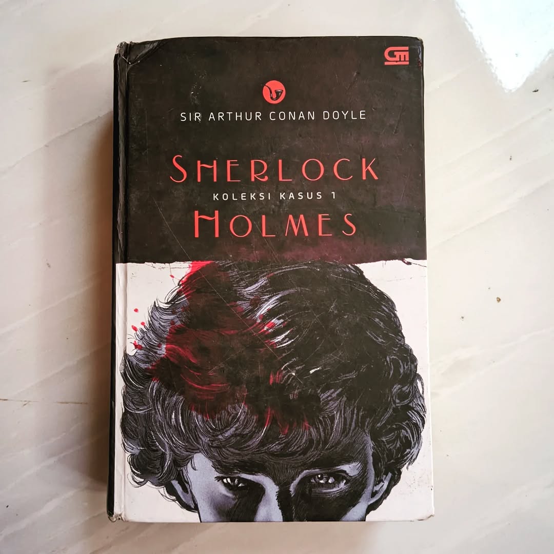 SHERLOCK HOLMES - gambar 1